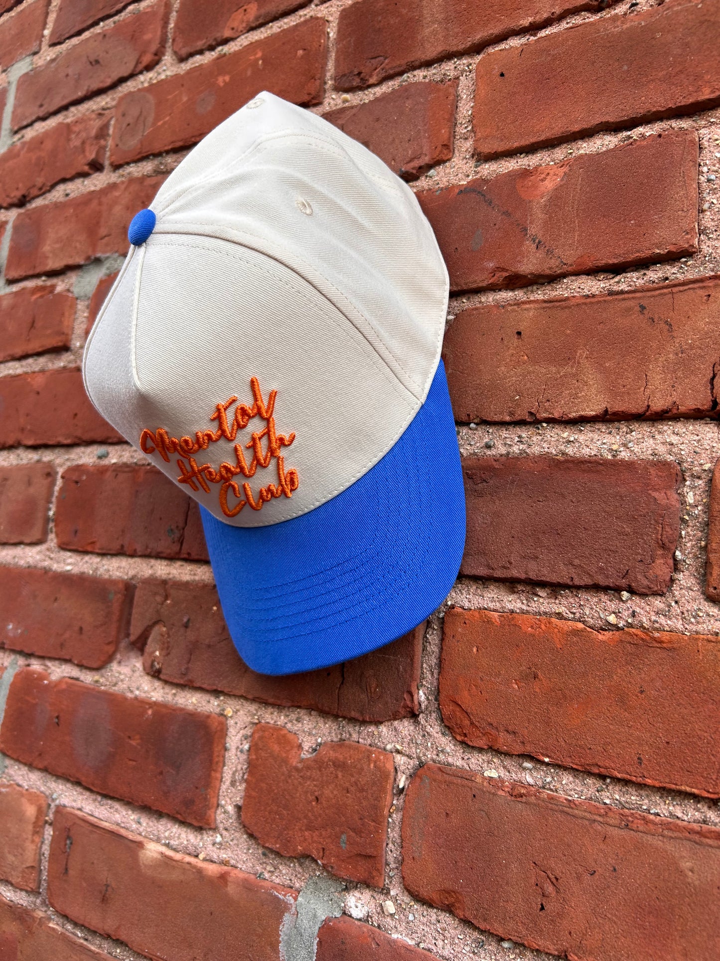 MHClub SnapBack in Retro