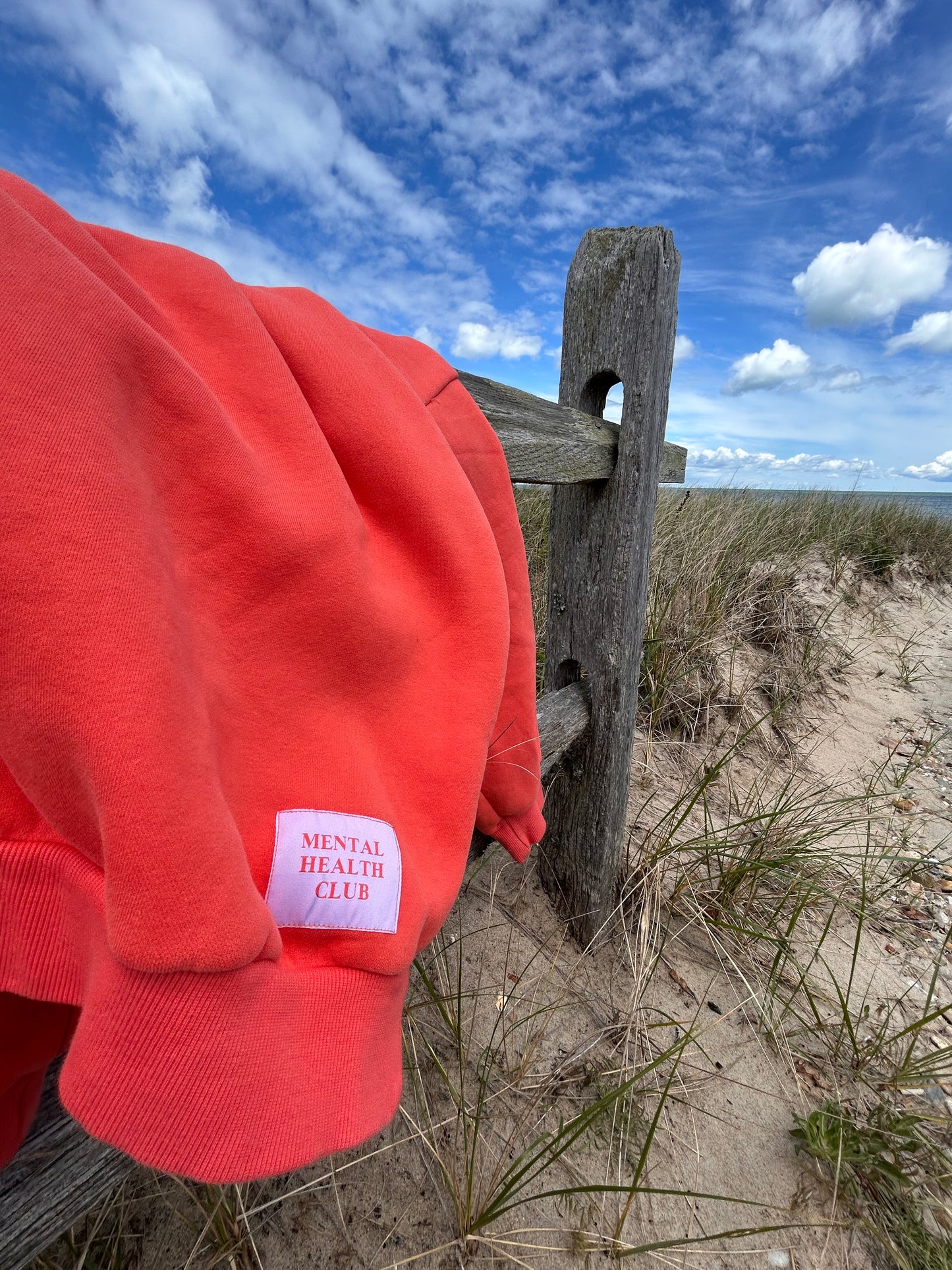 MHClub Essential Crew in "Aperol"