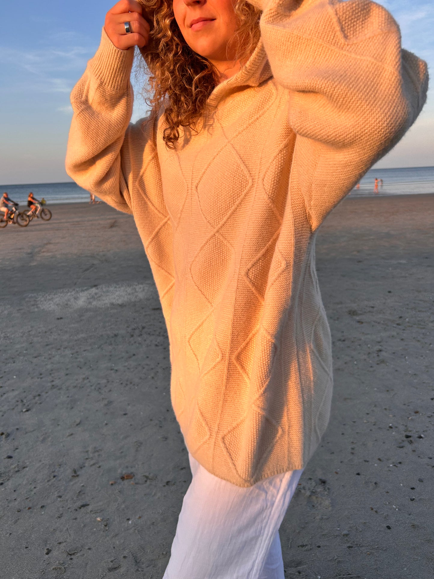 MentalHealthClub Essential Knit in "Cape Cod"